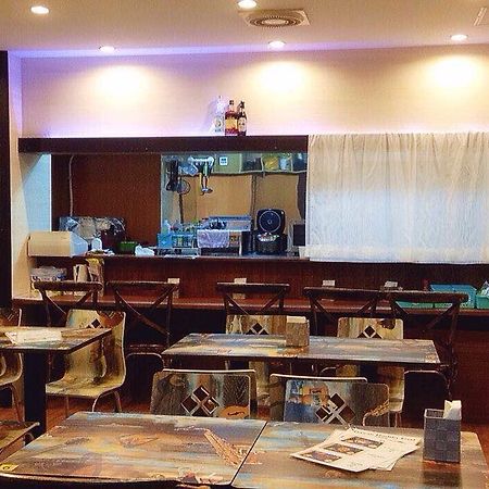 Full Cabin Hostel Токио Екстериор снимка